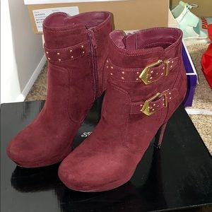 Guess booties